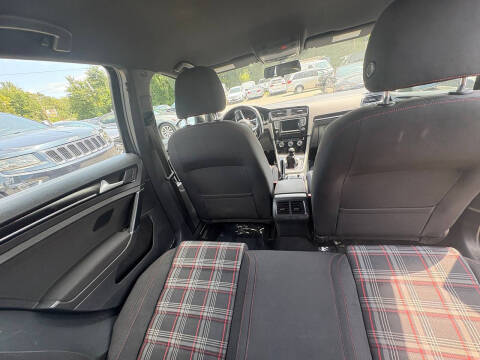 2015 Volkswagen Golf GTI S