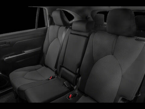2020 Toyota Highlander LE