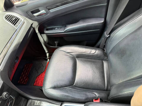 2016 Chrysler 300