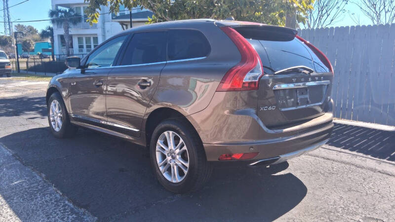 2015 Volvo XC60 T5 Drive-E Premier