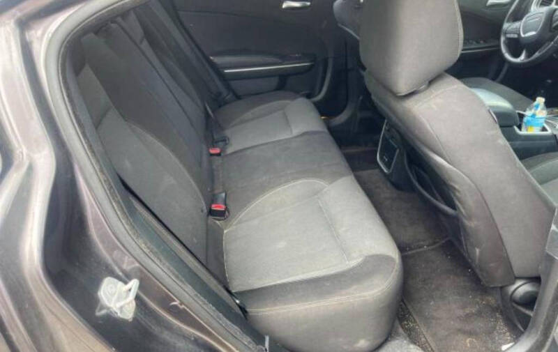 2015 Dodge Charger SE