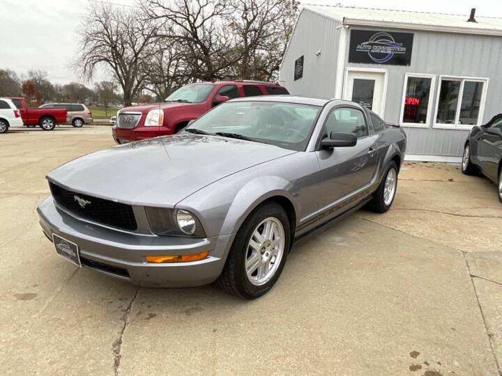 2007 Ford Mustang for sale at Auto Connection in Waterloo, IA