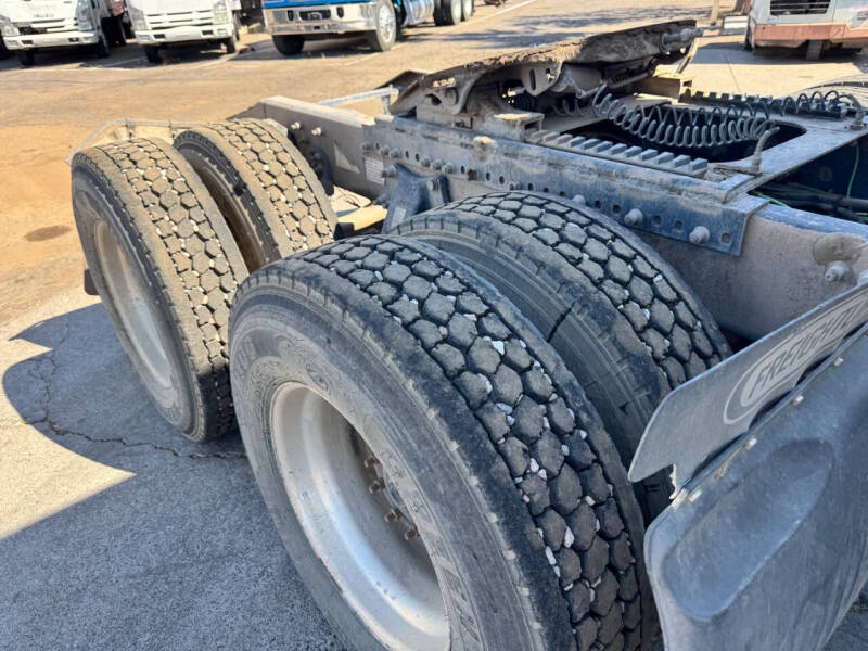 2007 Freightliner Columbia