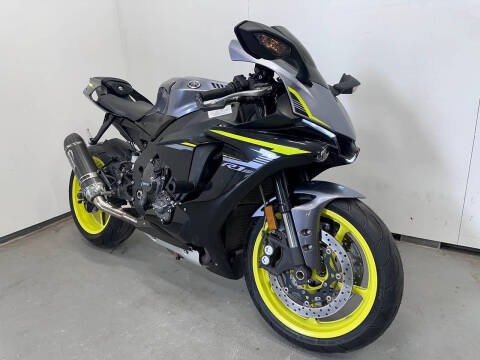 2018 Yamaha YZF-R1