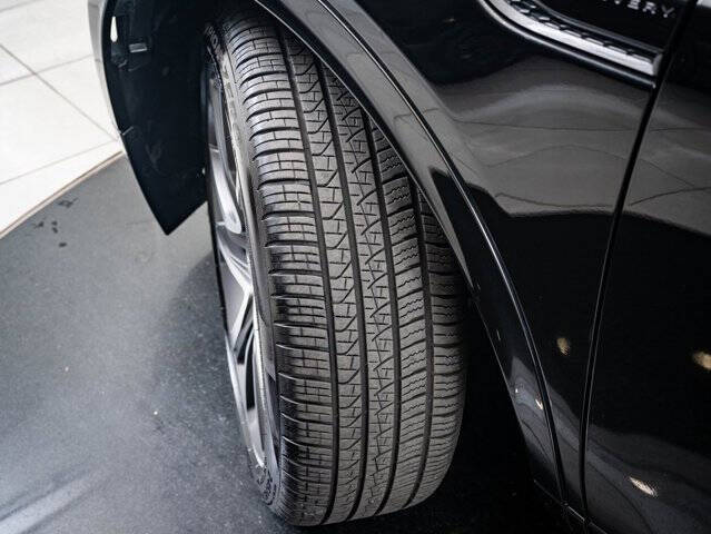 2023 Land Rover Discovery Sport P250 SE R-Dynamic