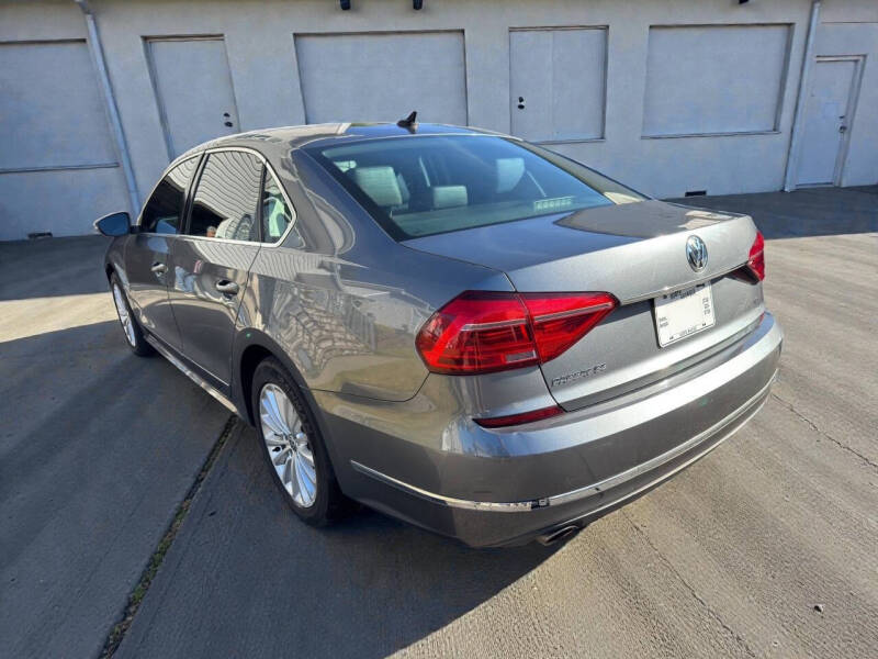 2016 Volkswagen Passat 1.8T SE