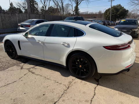 2017 Porsche Panamera 4S