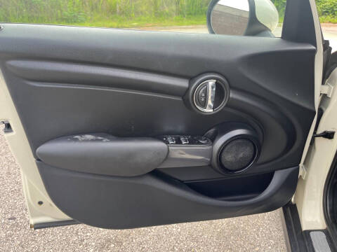 2016 MINI Hardtop 4 Door Cooper