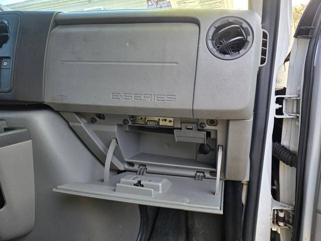 2013 Ford E-Series E-250
