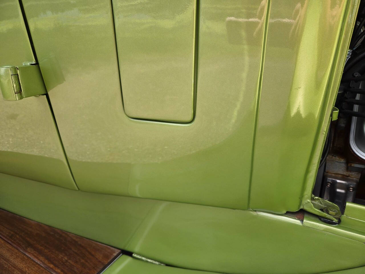 1930 Dodge 5-Window Coupe 74