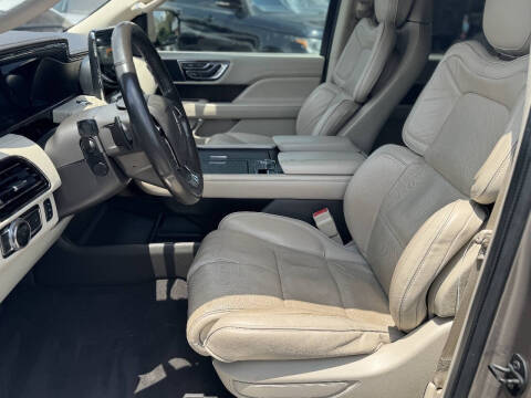 2018 Lincoln Navigator Select