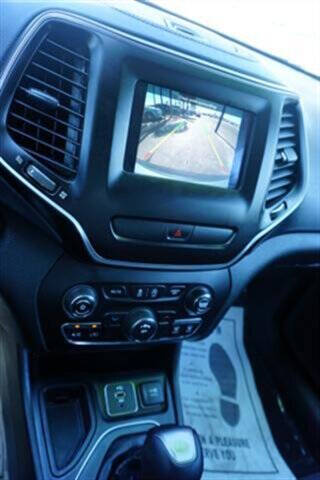 2019 Jeep Cherokee Latitude
