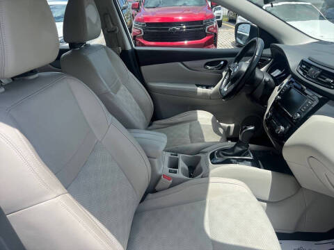 2020 Nissan Rogue Sport SV