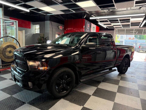 2022 RAM 1500 Classic SLT