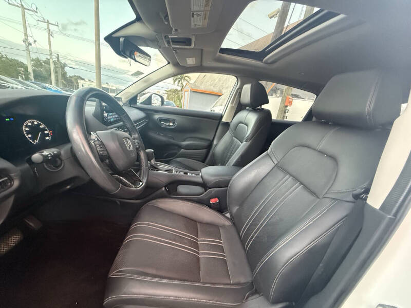 2024 Honda HR-V EX-L