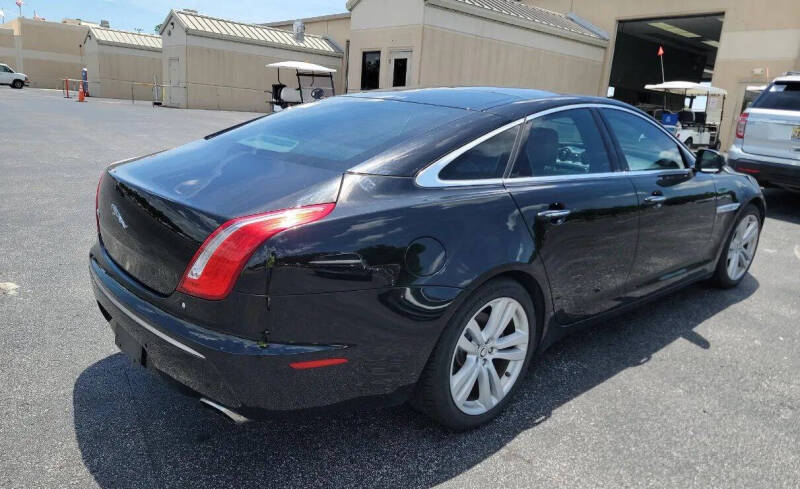 2011 Jaguar XJ