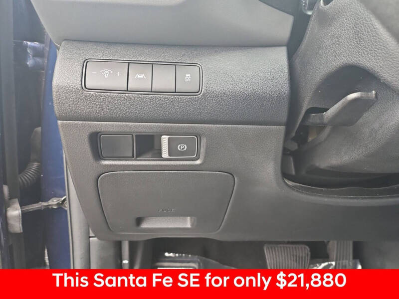 2023 Hyundai Santa Fe SE
