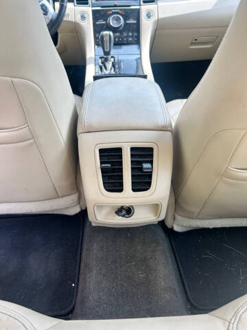 2013 Ford Taurus Limited