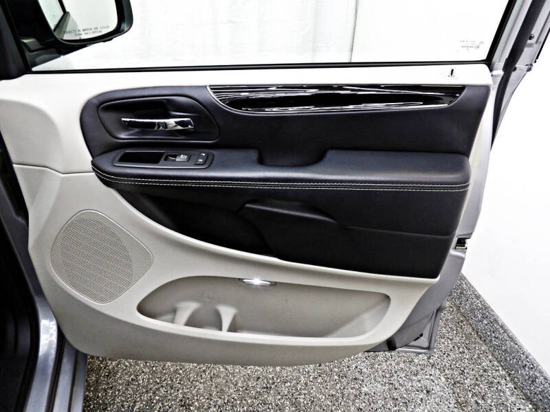 2016 Dodge Grand Caravan SE Plus