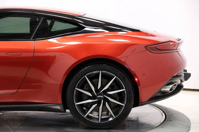 2018 Aston Martin DB11 V12