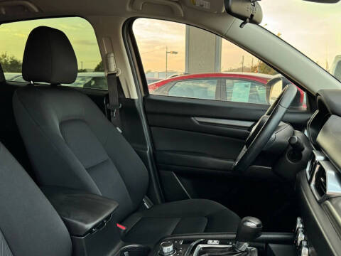 2018 Mazda CX-5 Sport