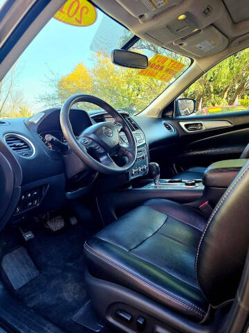 2018 Nissan Pathfinder Platinum