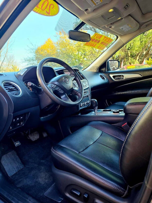 2018 Nissan Pathfinder Platinum