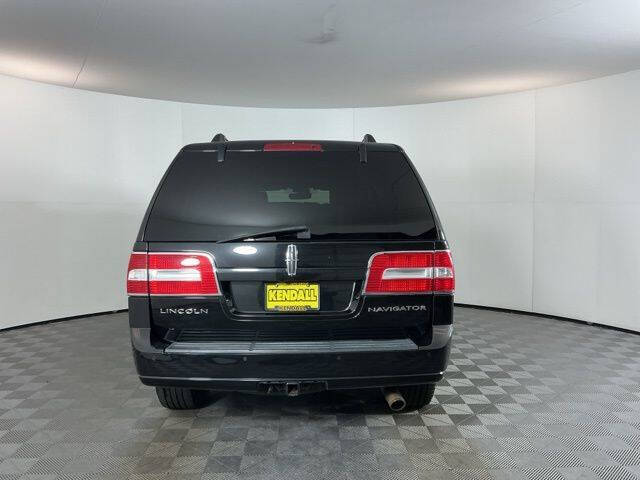 2011 Lincoln Navigator