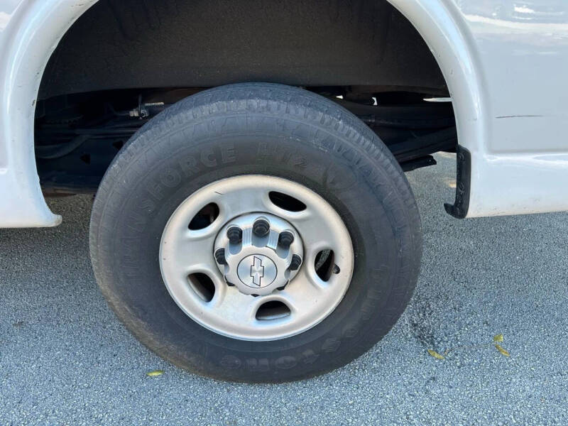 2020 Chevrolet Express 2500