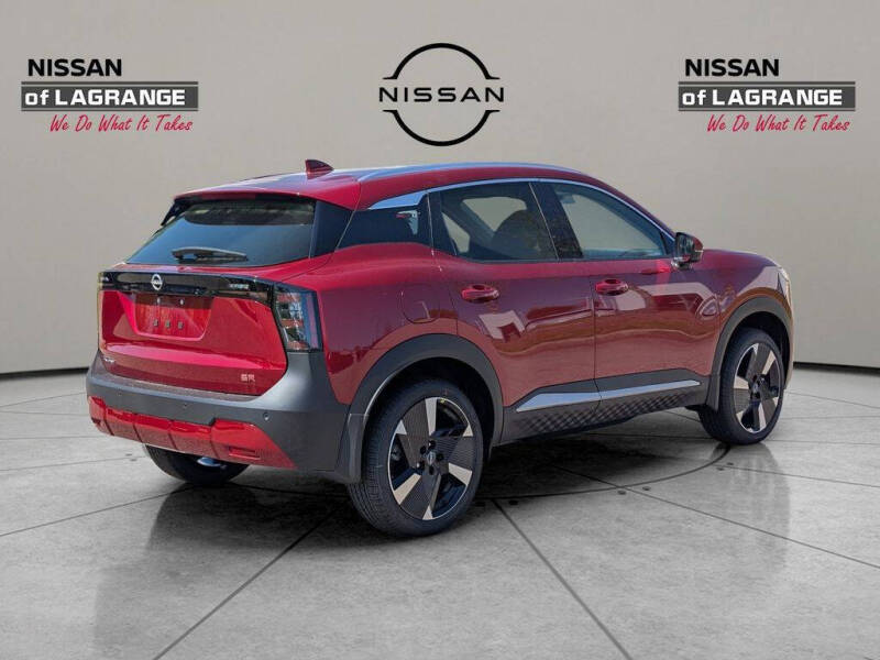 2025 Nissan Kicks SR