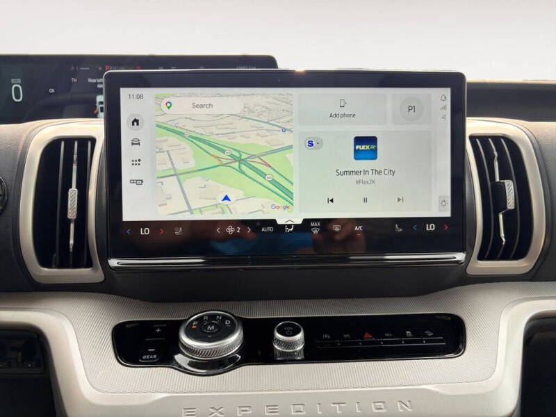 2025 Ford Expedition Active