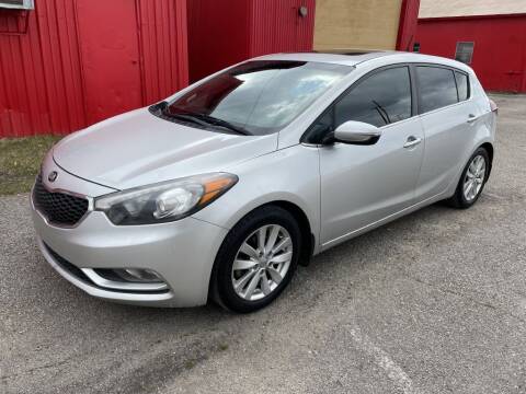 2015 Kia Forte5 for sale at Pary's Auto Sales in Garland TX