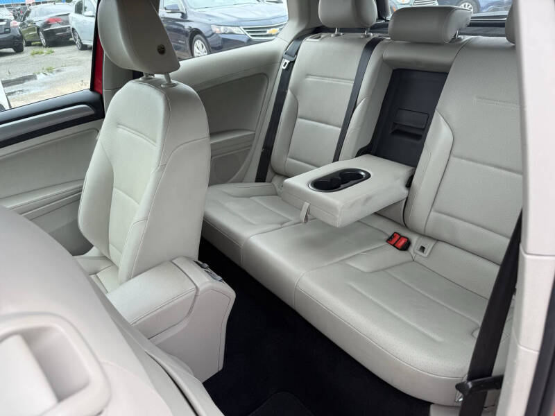 2015 Volkswagen Golf TSI S