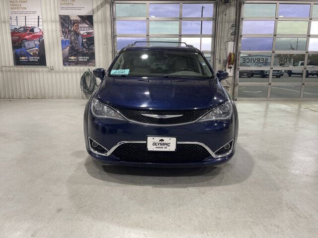 2017 Chrysler Pacifica Touring-L Plus