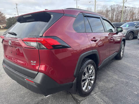 2019 Toyota RAV4 XLE Premium
