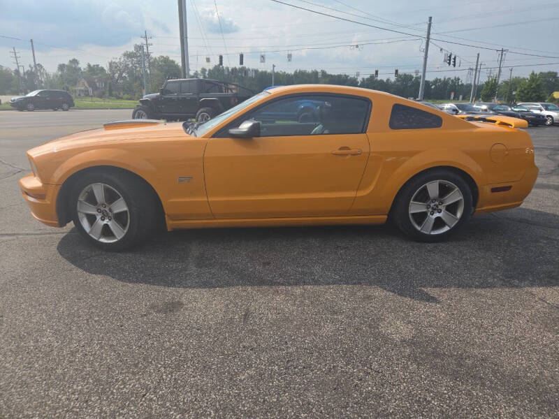 2007 Ford Mustang GT Deluxe