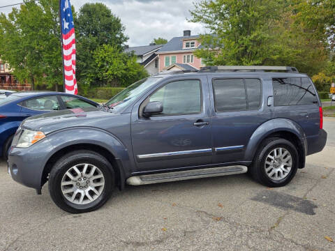 2012 Nissan Pathfinder LE