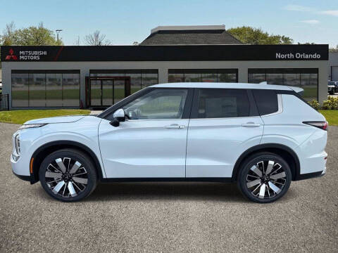 2026 Mitsubishi Outlander SE