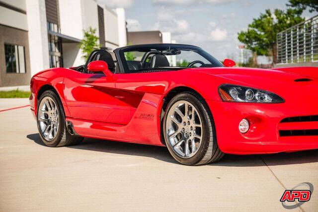 2003 Dodge Viper SRT-10