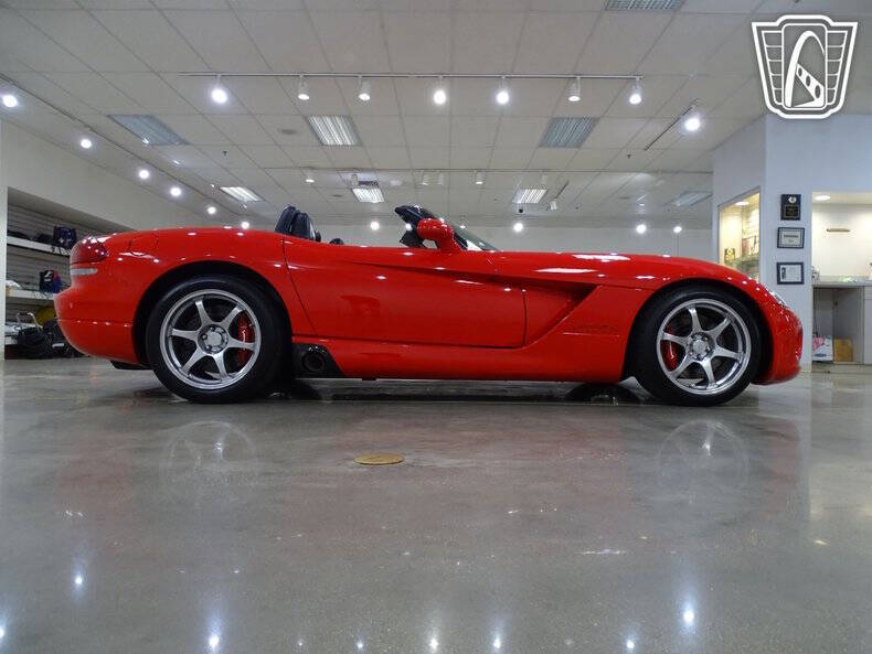 2003 Dodge Viper SRT-10