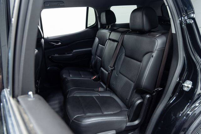 2021 GMC Acadia SLT