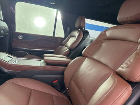 2025 Lincoln Navigator L Reserve