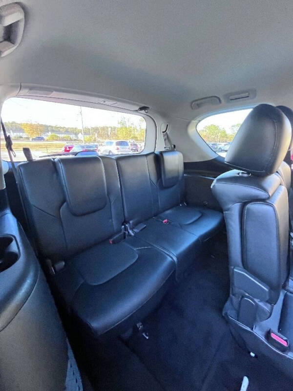 2022 Nissan Armada SL