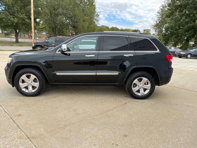 2013 Jeep Grand Cherokee for sale at Auto Connection in Waterloo, IA