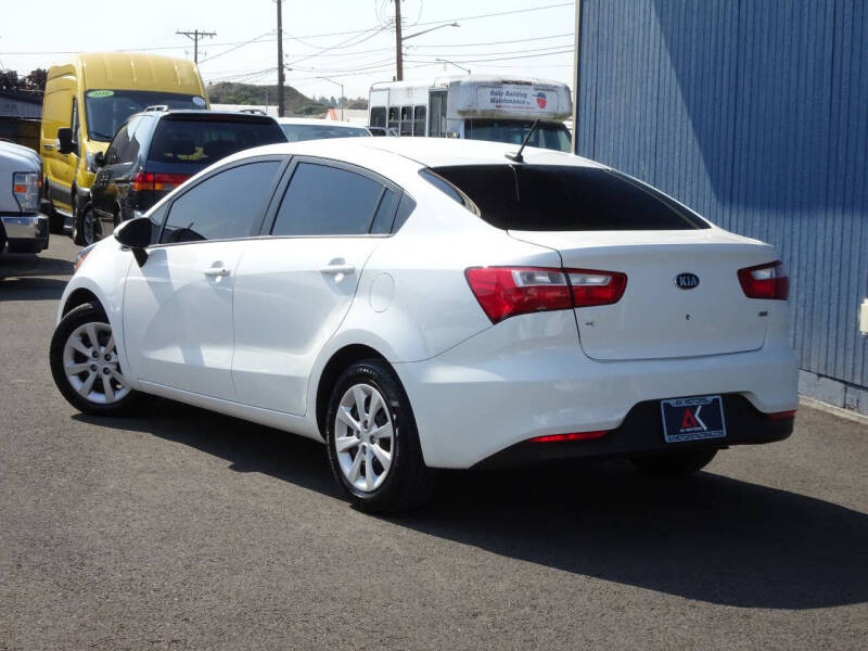 2017 Kia Rio LX photo 7