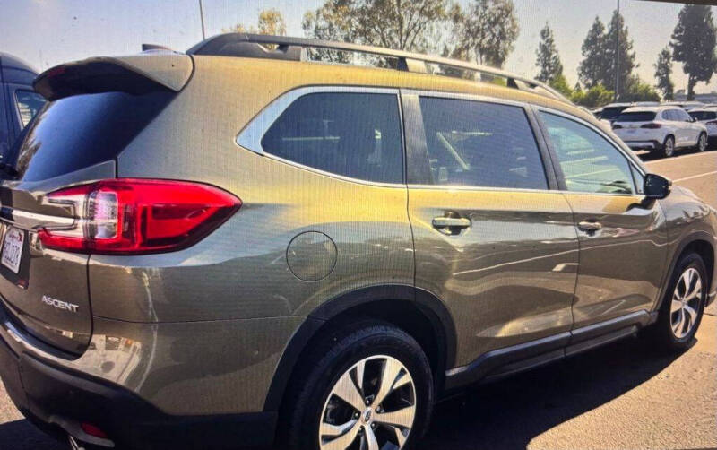 2023 Subaru Ascent Premium 7-Passenger
