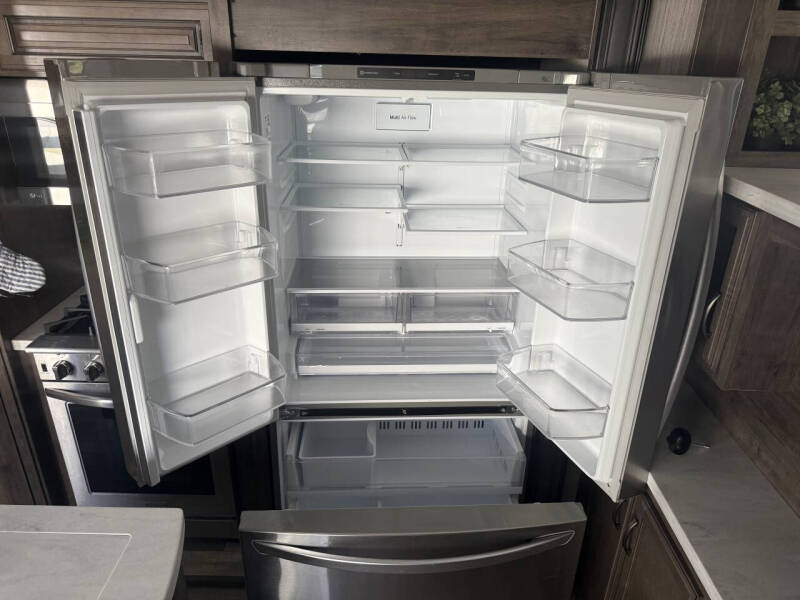 2021 Forest River Sierra