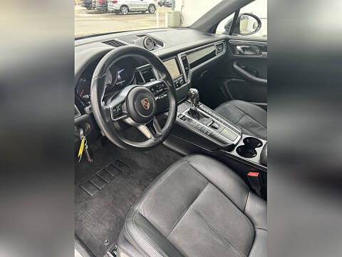 2016 Porsche Macan S