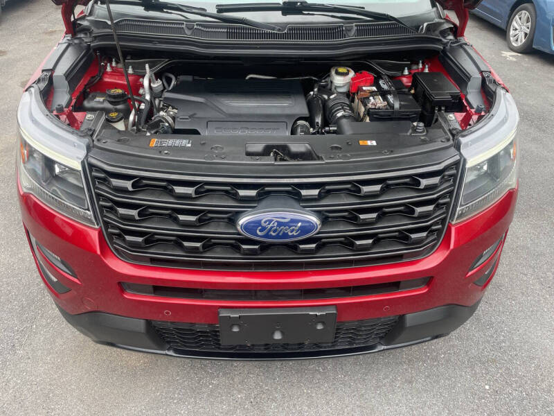 2017 Ford Explorer Sport
