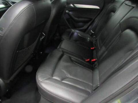 2015 Audi Q3 2.0T quattro Premium Plus